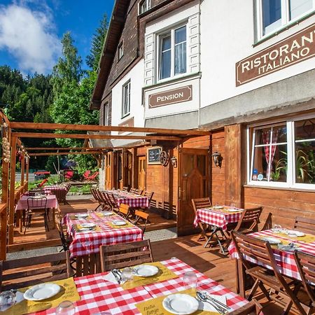 Penzion Sofinata & Pizzeria Špindlerŭv Mlýn מראה חיצוני תמונה