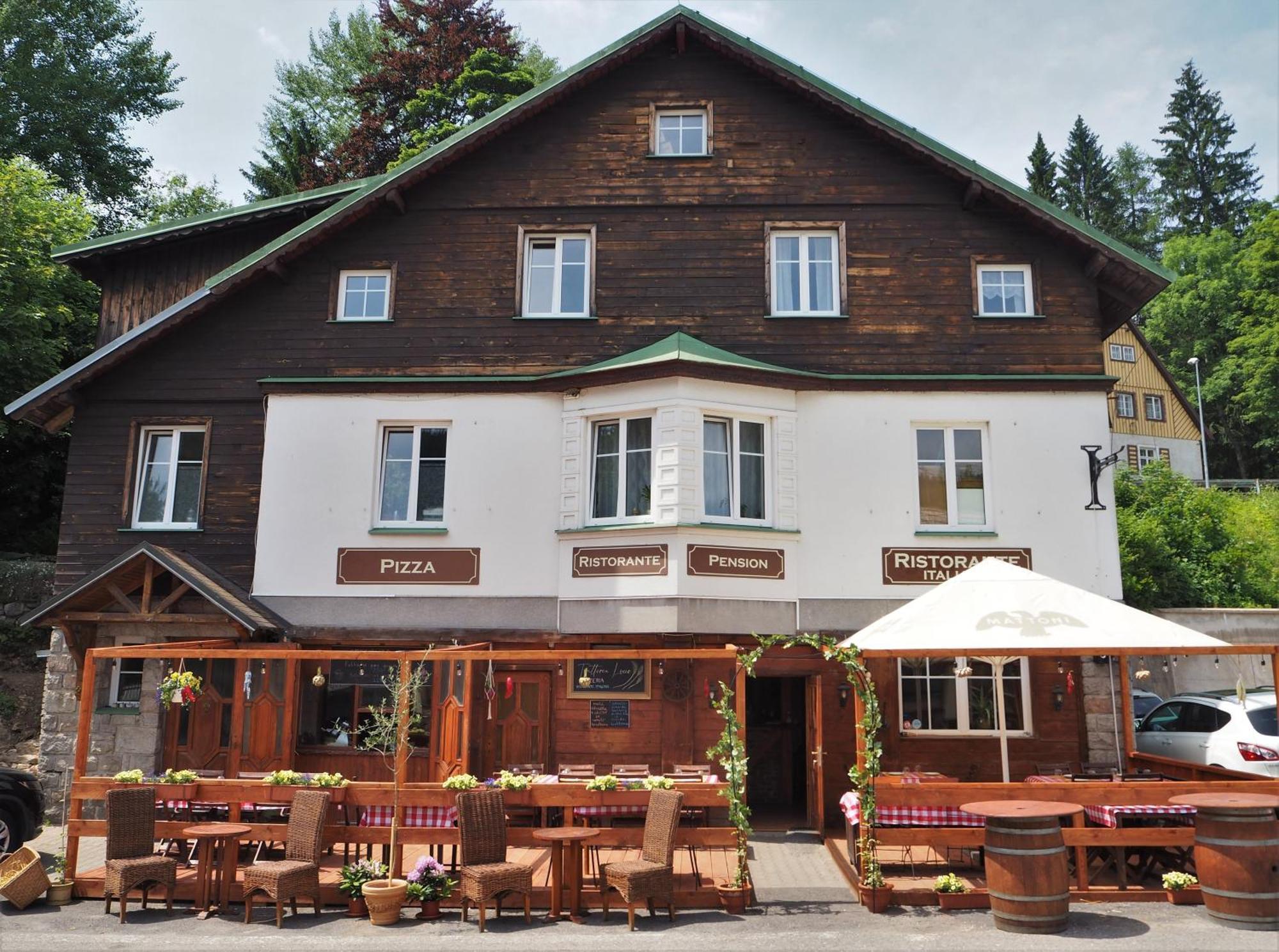 Penzion Sofinata & Pizzeria Špindlerŭv Mlýn חדר תמונה
